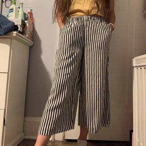 EXPRESS WIDE LEG STRIPED PANTS